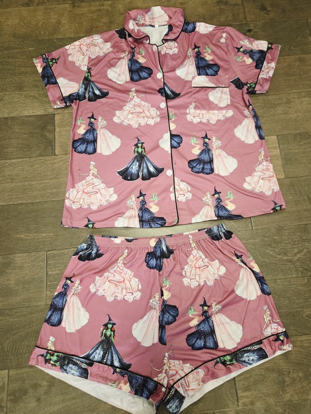 Wicked Print Size Large Magenta Pajama Shorts Set For Women, Witch, Elastic